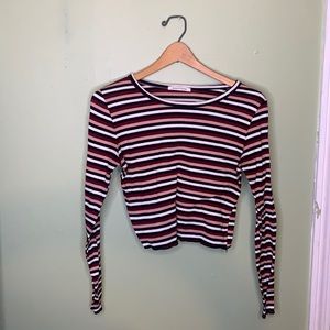Long sleeve crop
